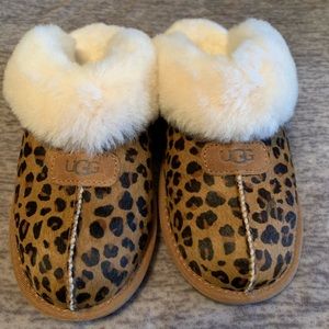 UGG leopard slippers, never worn!